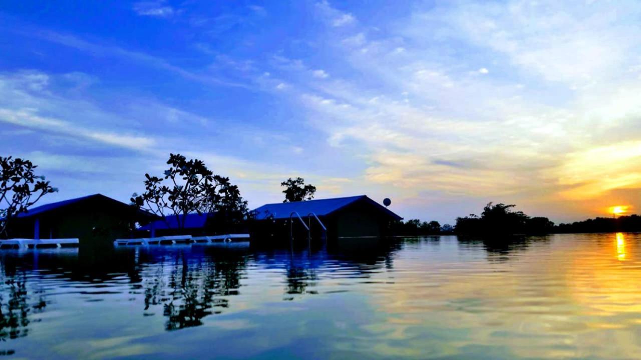 Rho Sigiriya Lake Edge Retreat Kibissa Bagian luar foto